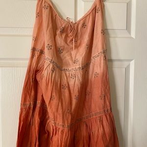 Tri-color maxi skirt with gold design embroidery